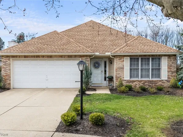 16406 Logan Ct, Strongsville, OH 44136