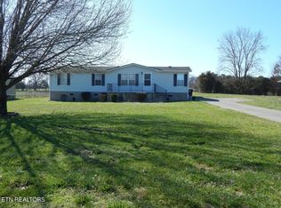 1321 Mountain View Cir, Maryville, TN 37801