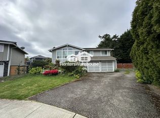 955 Anacortes Ct NE UNIT B, Renton, WA 98059