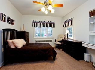 46 Hutchinson Blvd, Scarsdale, NY 10804