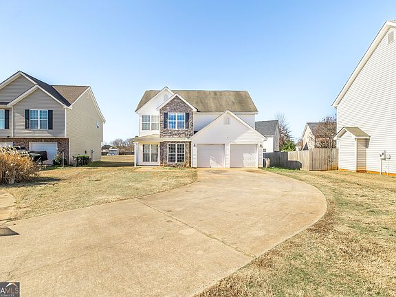 2nd image of 508 Timberwind Dr