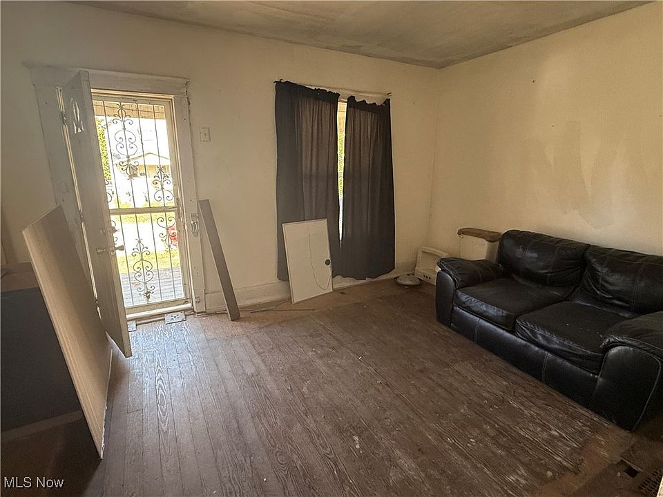 2nd image of 617 Benwood Ave