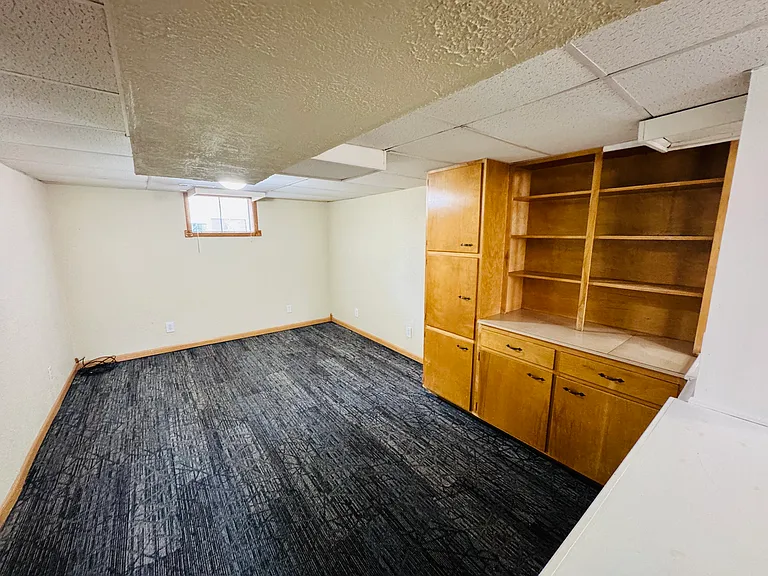 3929 Lakeview Dr — Photo 16