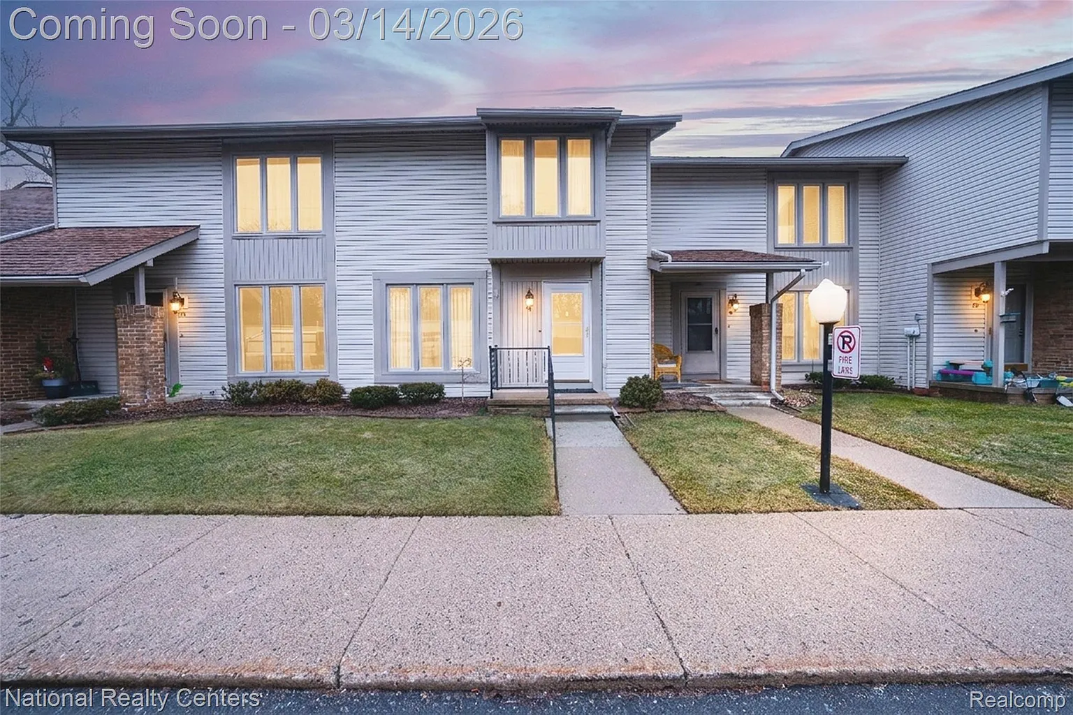 90 Willow Way photo 1