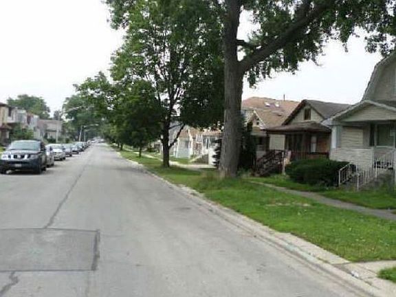2nd image of 2138 N 74th Ave