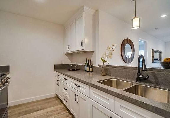 5th image of 1722 N Avalon Blvd APT 16