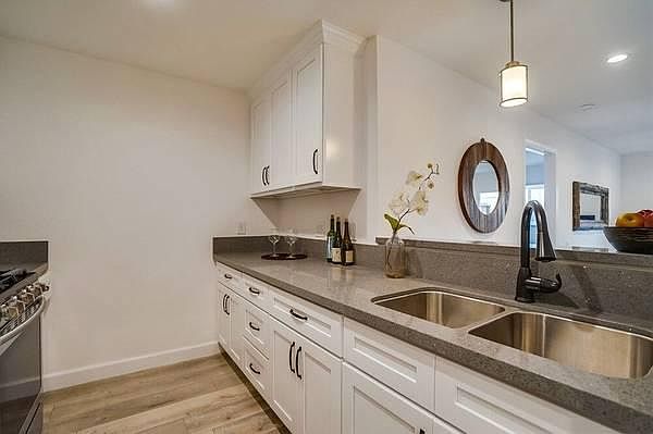 1st image of 1722 N Avalon Blvd APT 11