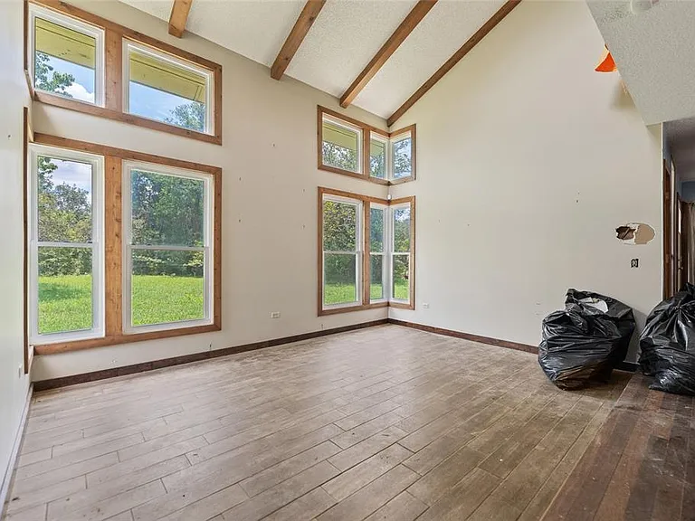 8735 Rancho Ct — Photo 2