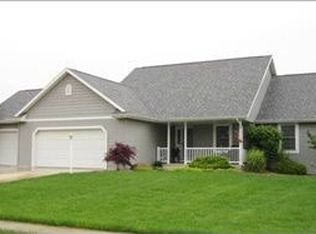 19329 Country Creek Ct, Goshen, IN 46528