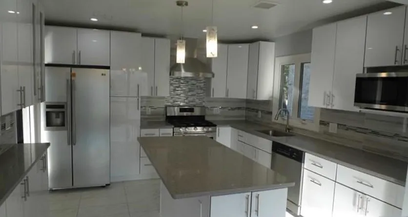 4 bed, 2684 sqft, $5,800 — Photo 4