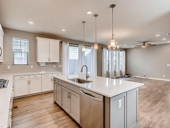 3rd image of 5987 N Boston Ct