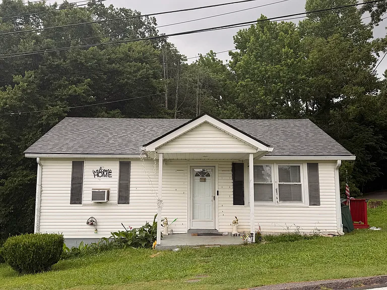 108 Fairview Cir — Photo 1