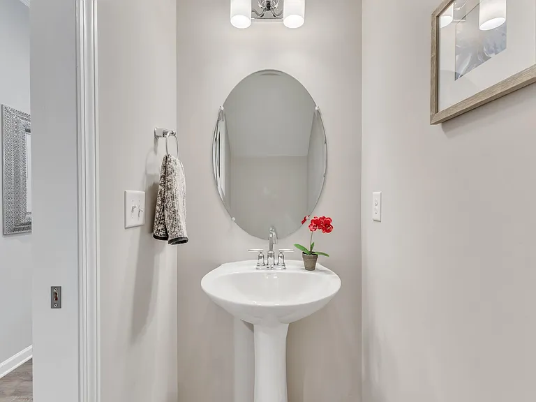 1706 Ballard Dr — Photo 16