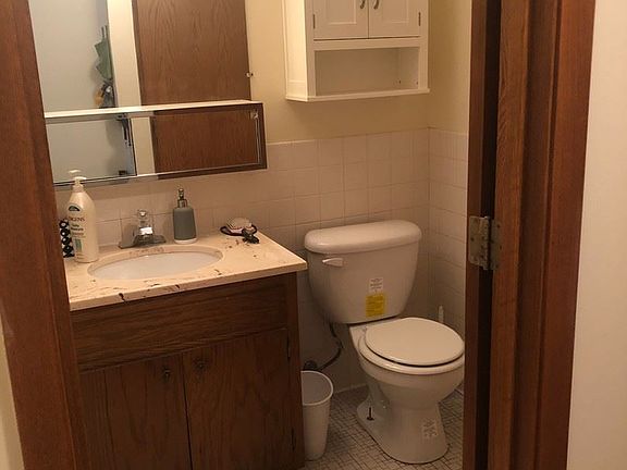 4th image of 3308 E 38th St APT 5