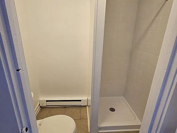 2nd image of 115 S 8th St #2A
