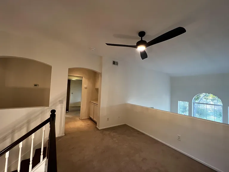 1888 Matin Cir — Photo 46