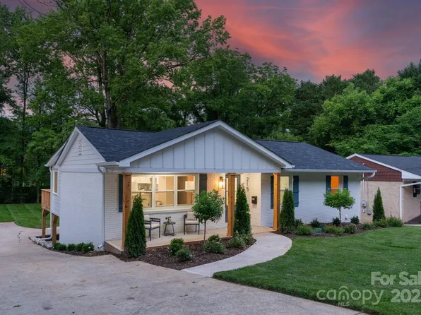 215 Wyanoke Ave, Charlotte, NC 28205