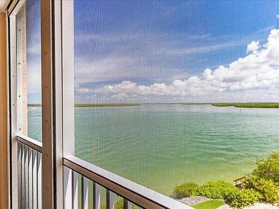 3rd image of 8751 Estero Blvd APT 602