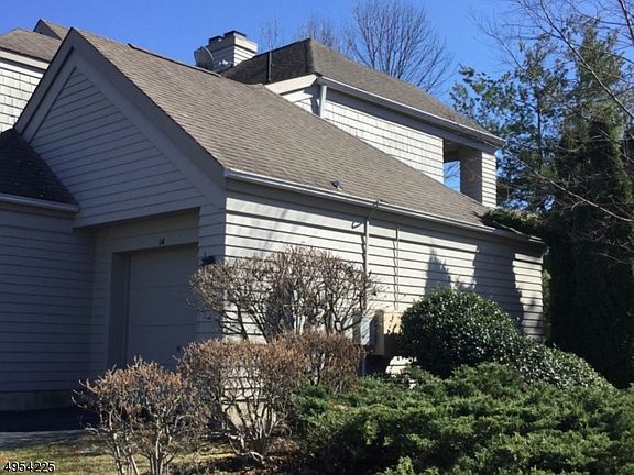 4th image of 14 Harker Hill Dr #1114