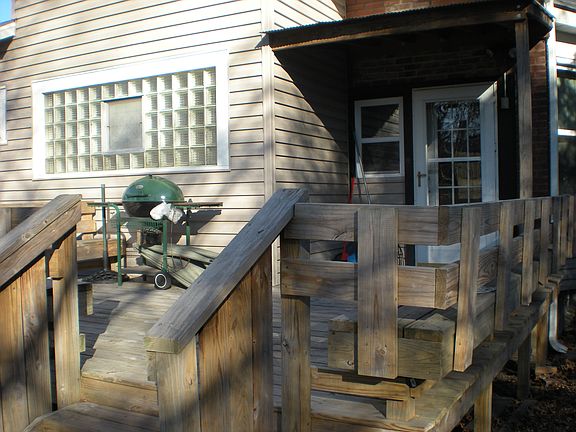 5th image of 9014 Tudor Ave
