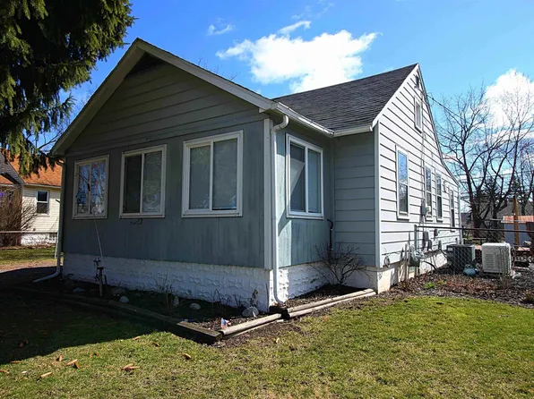 755 Mulhollen Dr, Monroe, MI 48161