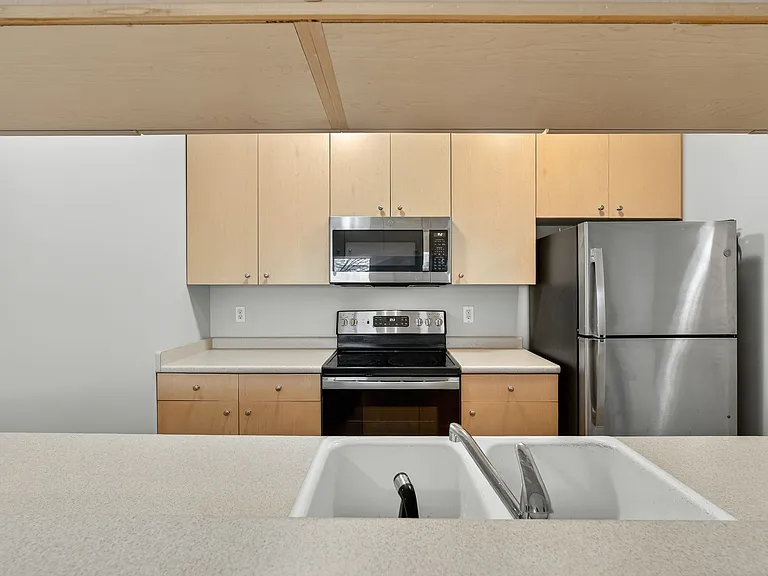 1340 SE Florence Dr #31 — Photo 6
