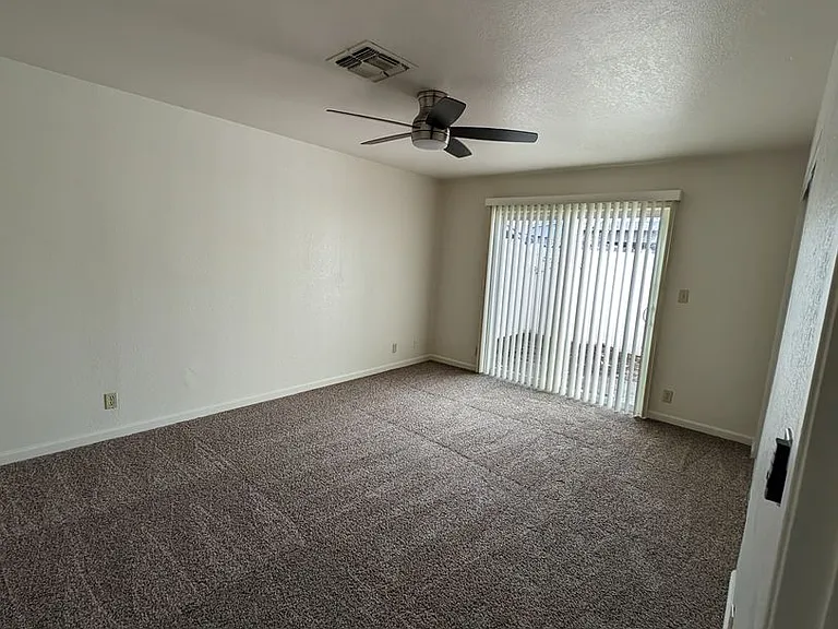 837 & 843 Lake Blvd #833-847 — Photo 6