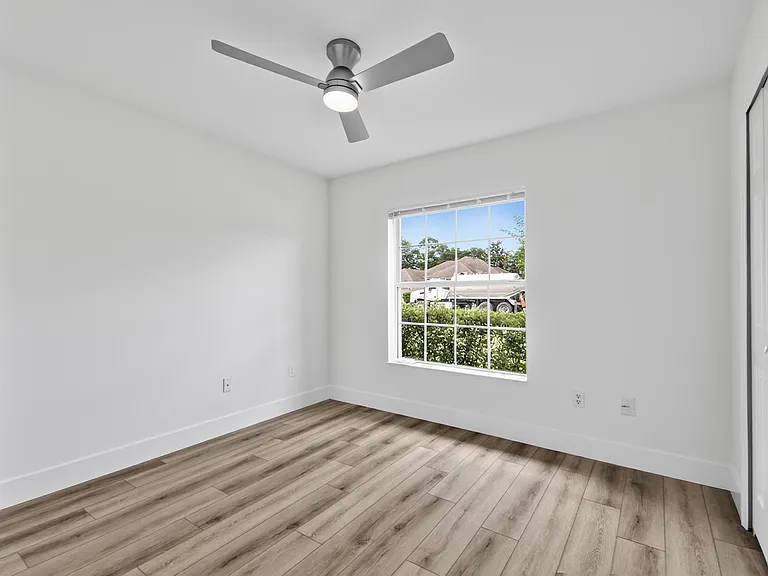 70 Ryan Dr — Photo 34