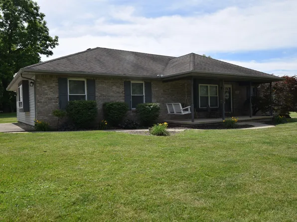 216 E 4th St, Christiansburg, OH 45389