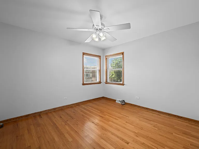 8610 W Summerdale Ave #2S — Photo 13