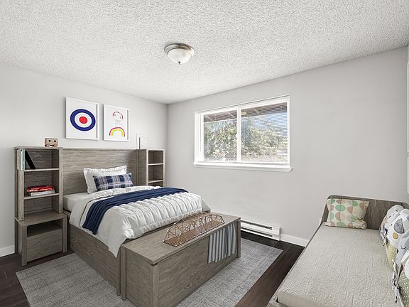 2nd image of 1005 Arthur St #10679537