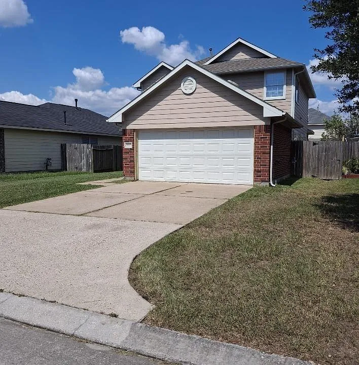 12503 Garden Gale Ln