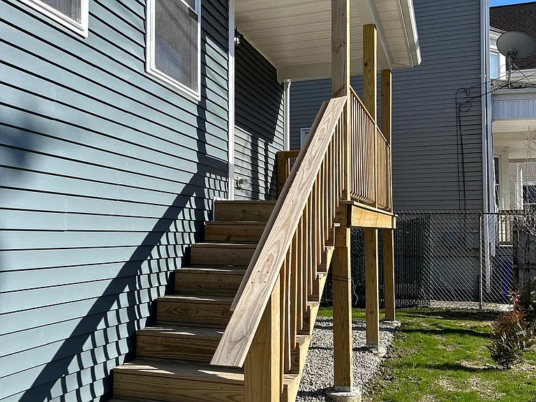 472 Friendship St #B — Photo 10