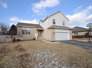 16718 W Karen Spring Dr, Lockport, IL 60441