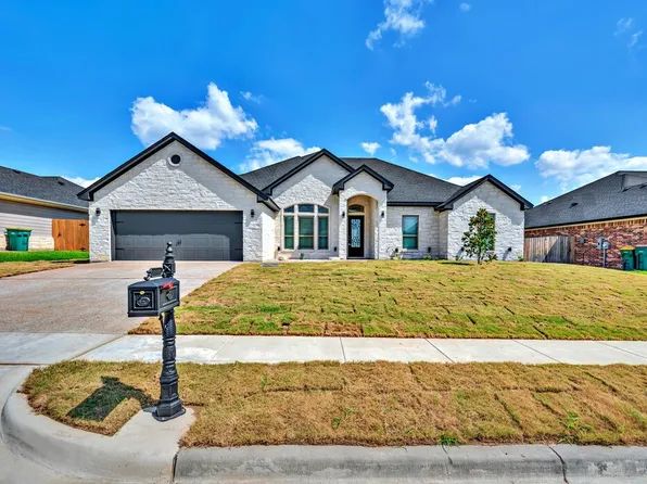 375 Cavitt Ct, Waco, TX 76706