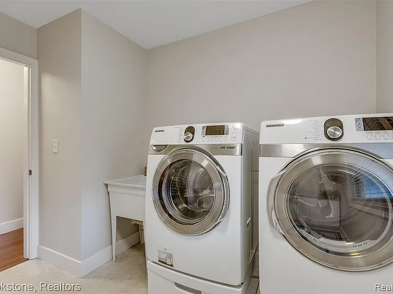 2784 Aldgate Dr — Photo 41