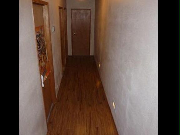 Down stairs hall