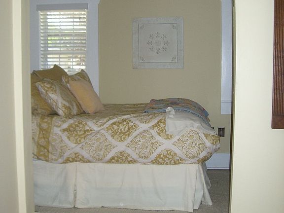 2nd image of 3317 W San Juan St