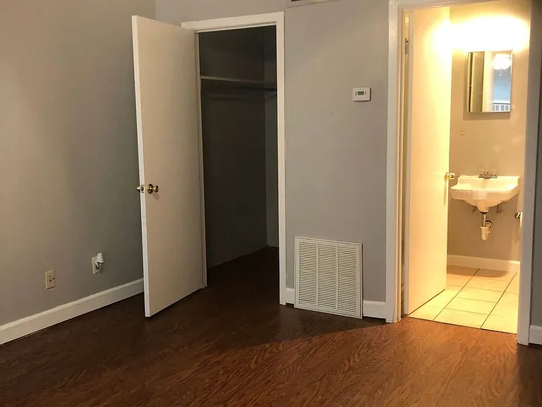 7720 E Kings Hwy — Photo 17