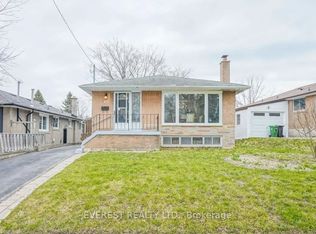 15 Manorwood Rd, Toronto, ON M1P4G6