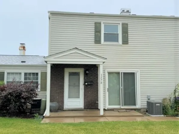 157 Peter Ct Unit B, Bartlett, IL 60103