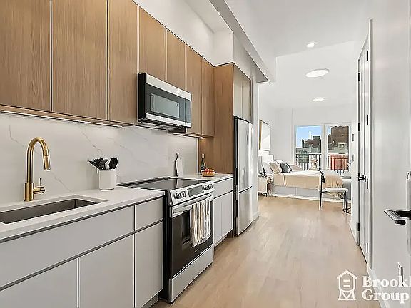 2nd image of 556 Baltic St #701
