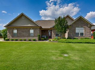 22805 Pin Oak Dr, Athens, AL 35613