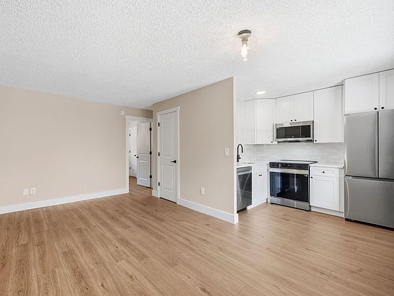 5th image of 3161 Madison Ave #N-308