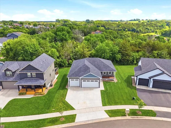 482 Westwood Dr, River Falls, WI 54022