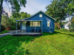 28926 King Rd, Romulus, MI 48174