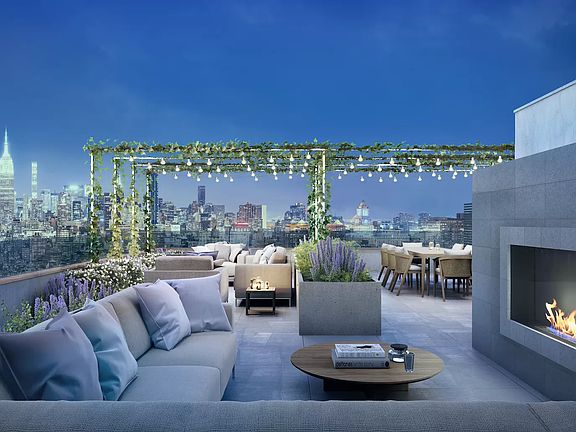 3rd image of 208 Delancey St #8F