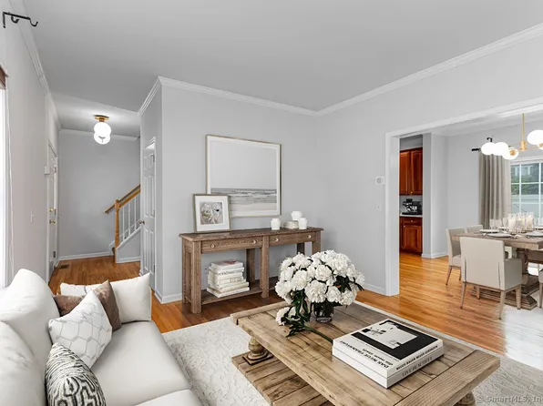 604 Hope Street APT 1, Stamford, CT 06907