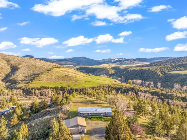 18819 E Highway 26, Mitchell, OR 97750