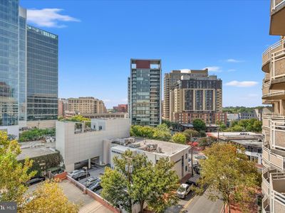 4801 Fairmont Ave APT 705, Bethesda, MD, 20814